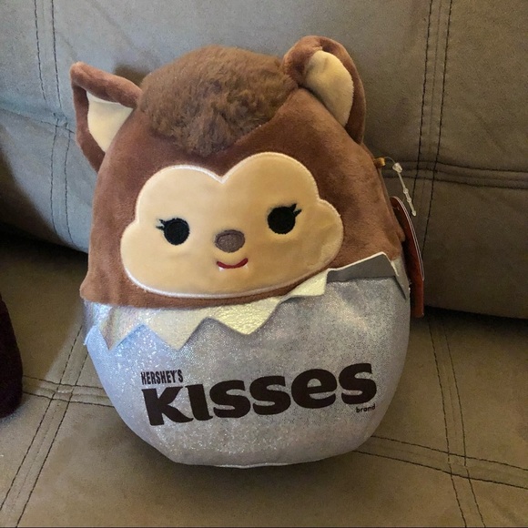 Squishmallow Lyca Werewolf Hershey Kiss 7" - Picture 1 of 3